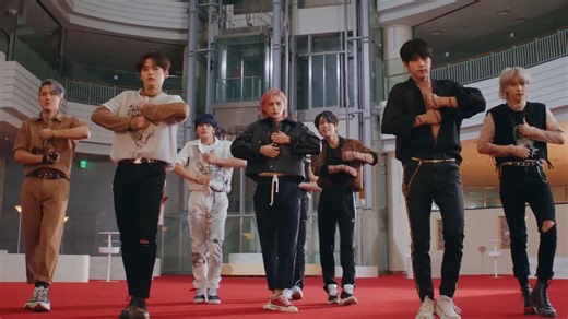 Stray Kids ＂Back Door＂ MV｜4K