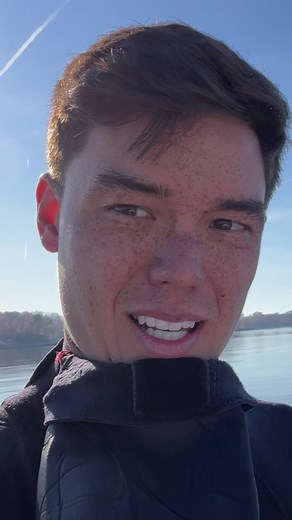 Underwater footage diving for oysters in the Chesapeake bay🦪#bodkinpointseafood #fvsoutherngirl #youaintnocrabber #Maryland #crabbing #chesapeakebay #seafood #smallbusiness #commercialfishing #crabber #DIY #crab #crabfishing #buylocal #maintenance #canitcatch #boat | FV Southern Girl Bodkin Point Seafood