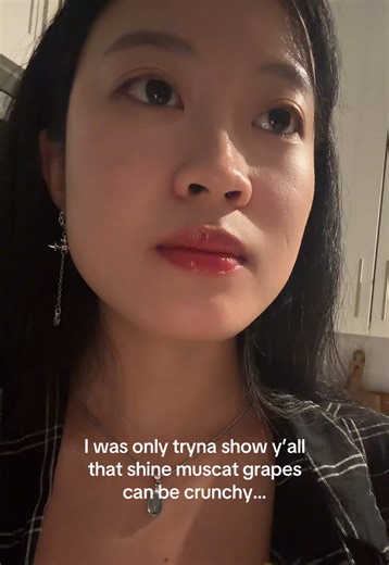 Discover Crunchy Shine Muscat Grapes from Hmart