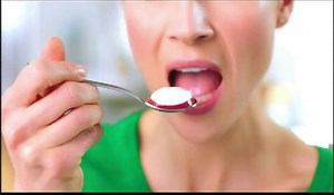 Dannon Activia Fruit Fusion TV Spot, 'Delicious and Healthy'