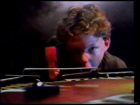 Crossfire By Milton Bradley TV Commercial
