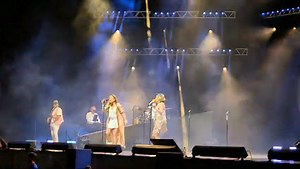 #LIVE | "Bazar", Pandora & Flans en vivo anoche en Parque Viva ! . #concierto #Pandora #flans #Mexico #bacstage #Conciertoscr #conciertoscostarica | Backstage Magazine