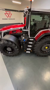 15K views · 196 reactions |  Niente stress, niente code. Solo rosso, prestazioni e offerte su misura per le tue esigenze, tutto l'anno. #RedFridayMF #MasseyFerguson #AgriculturePassion | Massey Ferguson | Facebook