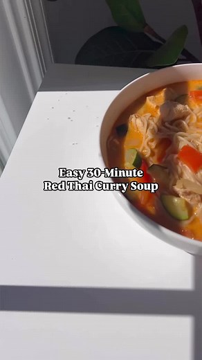 EASY 30-MINUTE RED THAI CURRY SOUP RECIPE