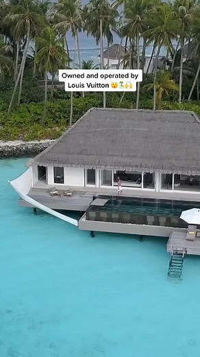 The world’s most luxurious island resort! 🏝😲🙌 #luxury #maldives #fyp 📍Cheval Blanc Randheli