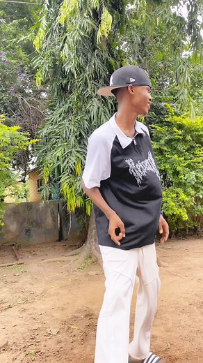 923K views · 24K reactions | Tutorial for scissors legwork #legwork #tutorial #tutorialvideo #fypシ゚ #fypviralシ #explorereels #engagement #everyone #makethisgoviral #viralreelsfacebook #viralvideoシ | Deeonly Sy | Facebook