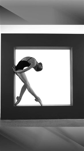 🇺🇦 Model poses for photoshoot📸 Ballet. Model Anna