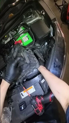 Honda CRV 2017 engine air filter replace