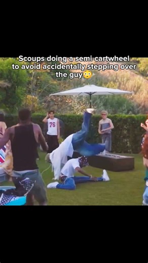 Scoups doing semi-cartwheel to avoid accident😳🔥#scoups#seventeen#shorts#youtubeshorts#carat#dk#dino