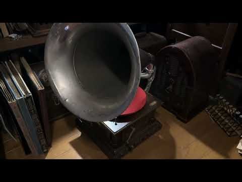 100年前のラッパ型蓄音機で聴く「ヰンムの王」｜INMU KING 昭和歌謡曲アレンジ