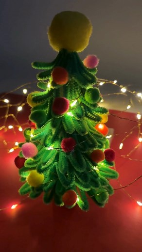 Crafting joy this holiday season! ✨ Create the perfect DIY Christmas tree that's not just a craft project but a memory-making masterpiece! ️❤️ Save this post and gather your loved ones for a festive crafting session.  #ChristmasCrafts #DIYHolidayJoy | Lincraft New Zealand | Facebook