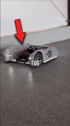 Moving airplanes like they are nothing