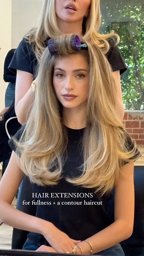 Andrea Henty on Instagram: "For BODY, FULLNESS and HOLD @lineonehair ❤️‍ Cameron is wearing “Bronde” in our clip in hair extension collection @lineonehair Styled with a 27D Repronizer @beautytechdistribution Contour Cut + On Camera Blonde by me @bomanesalon #hairinspiration #hairextensions"