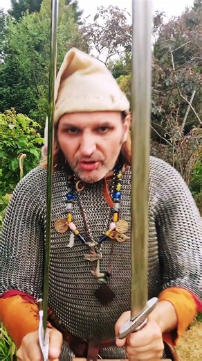 Viking Sword vs Norman Blade, Who Wins