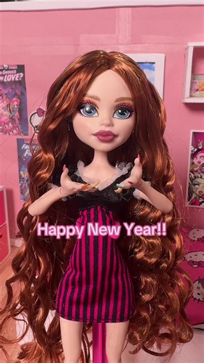 Looks like new year new me!! My big project this year was making a custom me! Hope you like her!! #monsterhigh #fyp #mattel #newyearnewmio #mhcollector