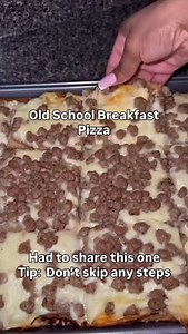 🍳 Old School Breakfast Pizza = A Classic That Never Misses! 🍕🔥 Recipe by @allthings_rachel_ This easy, throwback favorite is loaded with eggs, sausage, cheese, and all the breakfast vibes you remember — perfect for feeding the whole family and a lifesaver for busy school mornings. 🙌🏽 Quick to make, even quicker to disappear. Trust — the kids (and adults) will be asking for seconds! 📌 Save this recipe for the school year hustle! 👉🏽 Follow @FoodieBawse for more family-friendly, comforting 