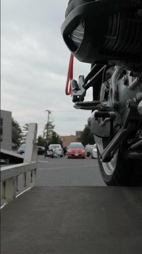 BMW R850R トラックから降ろす #ベテルモーターサイクル #バイク屋 #店長ムサシ