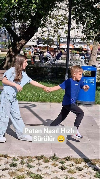 How to skate fast with shoes 😄 #skates #shoes #shoeskating