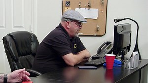 205K views · 2.4K reactions | Chumlee thinks his candy shop is the perfect place to display a discontinued Pez gun dispenser. Those are the facts in this clip from Season 16, Episode 14, "Pawning Picasso." | Pawn Stars on History | Facebook