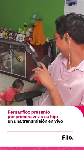 Fernanfloo introduced his son Leo during a live stream