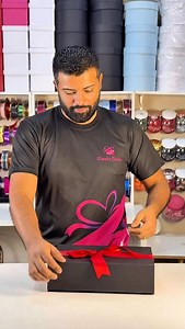 CURSO DE PRESENTES PERSONALIZADOS completo está no ar! 100% on-line. . . . (Mais informações na nossa bio do Instagram.) . | Riacho Cestas