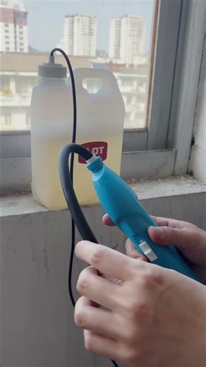 Rechargeable Garden Household Trigger Sprayers with Flexible Wand - Weed Control Window Cleaning