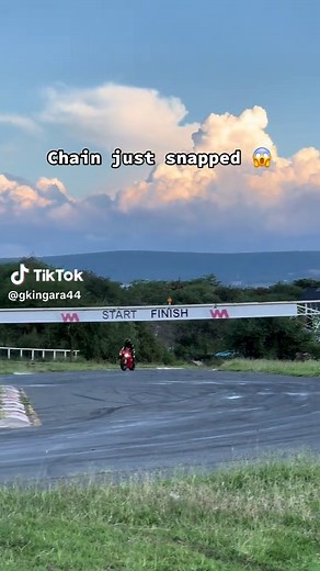 #kenyantiktok #carsontiktok #bike #r6 #tiktokkenya🇰🇪 #kenya #kenyantiktok🇰🇪 #cartok #carsofttiktok #superbike