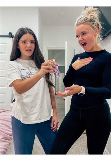 Ummm I’m sorry what do you mean you don’t like LOVE SPELL?! 😭😭😠 Who else lived in this scent in high school?!?! #millennialmom #victoriassecret #lovespell #nostalgic