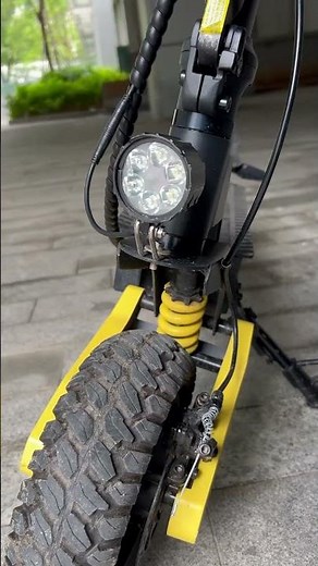 GT06 Electric Scooter Review: 1200W Power, 30 MPH Speed & 25-Mile Range