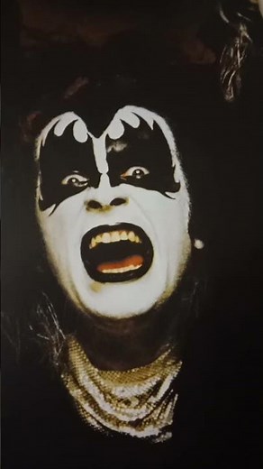 Kiss Strutter 1973