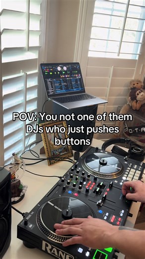 Bring Back the Scratch: Celebrating DJs