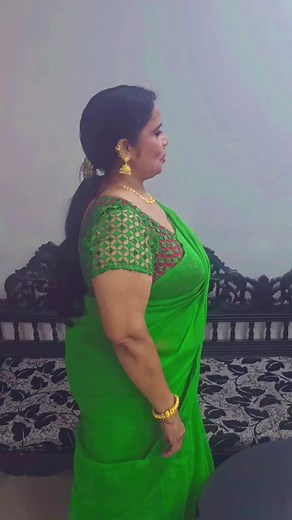 Lovely Indian Aunty: Celebrating Mature Women