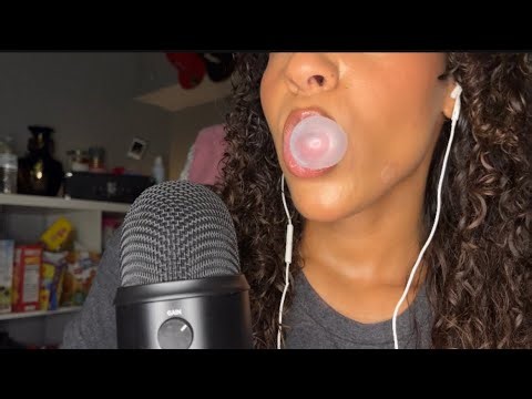 ASMR| gum chewing (wet mouth sounds)