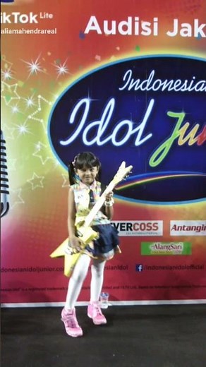 Nova at Indonesian idol Junior 2014,2016,2018 La Academia Litle Miss 2014 2015