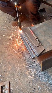 12K views · 388 reactions | How to cut using a cutting torch to get good results. #tipsandtricks #CuttingTorch #cuttingtechnique | Kuli Welder Art | Facebook
