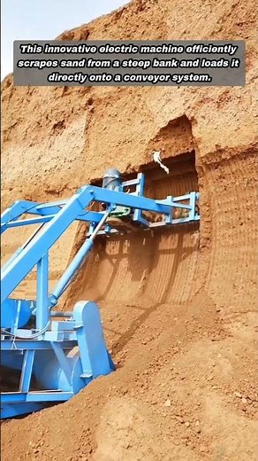 High Efficiency Electric Scraper Conveyor Loads Soil Into Trucks