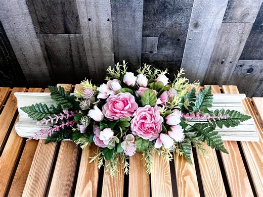 Pink Florals Palm Pod Centerpiece - Etsy