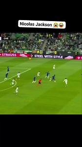 Nicolas Jackson 😭💔😂 Non lui c'est un autre level j'en peux plus 🤣 #foryoupageシ #lamineyamal #viralreelsシ #explorepage #trend #mbappe #france #espagne #goviral #PSG #barcelona #realmadrid | Consultant 1xbet