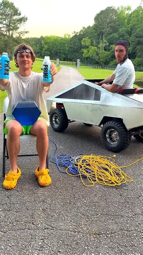 $1000 CYBER TRUCK vs CARTER SHARER CHALLENGE 💥🤯 #cybertruck #rccars #tesla #funny #shorts #comedy