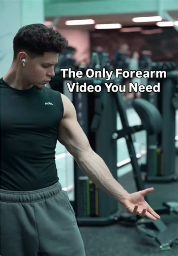 Full Forearm Workout Guide ⬇️ Pick one exercise from each category 💪🏼 Top of Forearm: 1️⃣ Reverse Dumbbell Wrist Curl 2️⃣ Reverse Barbell Wrist Curl 3️⃣ Reverse Cable Wrist Curl 4️⃣ Single Arm Reverse Cable Wrist Curl Inner Forearm: 1️⃣ Dumbbell Wrist Curl 2️⃣ Barbell Wrist Curl 3️⃣ Cable Wrist Curl 4️⃣ Behind the Back Cable Wrist Curl Brachioradialis: 1️⃣ Reverse Dumbbell Curl 2️⃣ Reverse EZ Bar Curl 3️⃣ Reverse Barbell Curl 4️⃣ Reverse Cable Curl I recommend doing 2-3 sets of each selected e