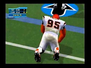 NFL 2K2 Gameplay 2
