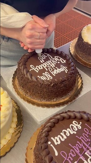 Personalized Cakes That Make Birthdays Special 🎂 | #cake #customcake