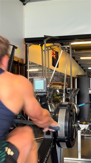 Logan Ullrich | 100m erg test for my 100th post ⛓️ Following on from my video last week, I’ve been trying to increase my max power and output recently. A... | Instagram