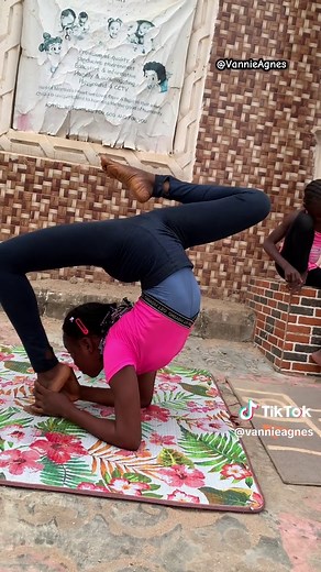 Exploring Contortion Techniques with Coach Vannie Agnes