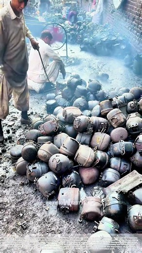 Gas Tank Disassembly: Precision in Every Cut