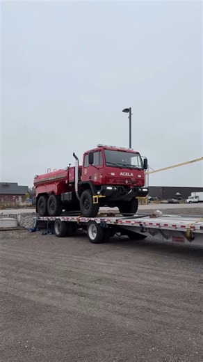 The final truck in Palm Bay Fire Rescue’s Monterra fleet is officially rolling out🚒💨 This 2,200-gallon Water Truck marks the last of four Monterras heading south joining three High Water/Flood Rescue Trucks already en route. Together, they form a powerhouse fleet built to tackle any mission, from floods to wildfires and everything in between. Mission-ready. Built to perform. Acela tough🔥🌊💪 #FireFleet #MissionPreparedness #WildfirePrep #PalmBayFL | Acela Truck Company