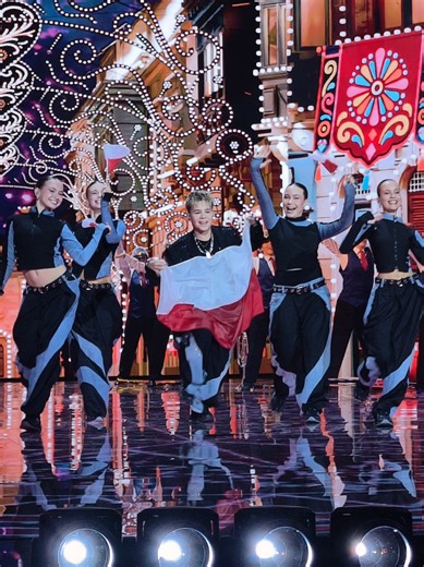 Wiktor Sas 🇵🇱 na Parade Flag JESC 2026! Głosuj na Polskę!