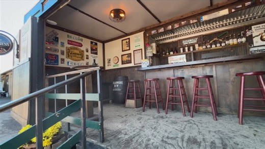 Cruisin’ Connecticut: The Ramblin Inn mobile bar brings the quaint, Irish pub atmosphere to you
