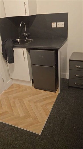 Quick Update on Veteran Housing Group Micro Hub accommodations. This is one of our properties under Solihull Metropolitan Borough Council This shows the standard on what a veteran is privvy to when they come into VHG. Part 2 and 3 to follow. Thank you to everyone for all your support. Whatever it takes 🇬🇧 #VHG #Changinglives #Veteranhousing | Veteran Housing Group