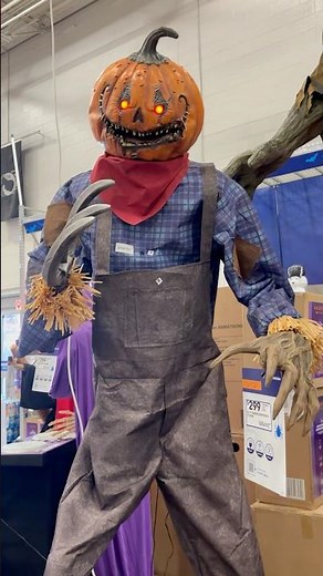 😱 CREEPY Pumpkin Scarecrow Animatronic! 🎃🌾 | Lowe’s Halloween 2026
